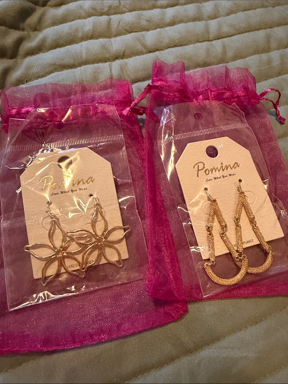 Costume jewelry Dangle Earrings - Set of 2